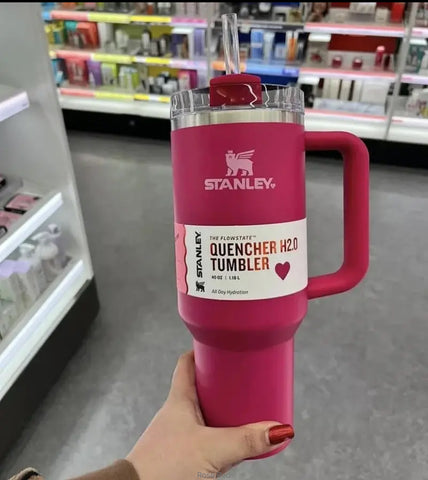 Stanley Flowstate Quencher 40oz (Target Valentine's Day Exclusive) Tumbler